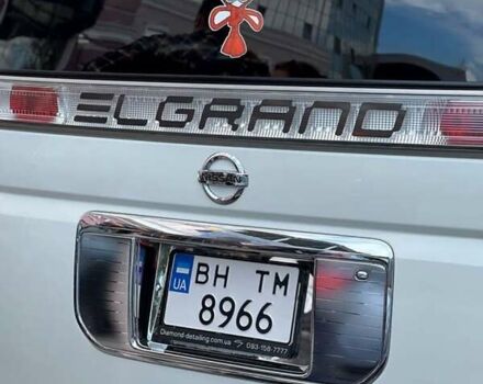 Білий Ніссан Ельгранд, об'ємом двигуна 3.5 л та пробігом 235 тис. км за 10500 $, фото 3 на Automoto.ua