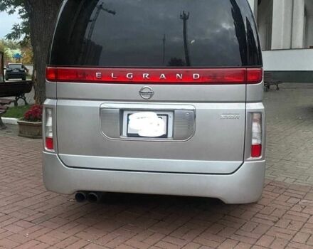 Сірий Ніссан Ельгранд, об'ємом двигуна 0 л та пробігом 199 тис. км за 9000 $, фото 3 на Automoto.ua
