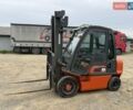 Красный Ниссан ФД, объемом двигателя 2.5 л и пробегом 12 тыс. км за 10200 $, фото 1 на Automoto.ua