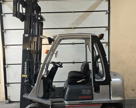 Сірий Ніссан ФД, об'ємом двигуна 3.2 л та пробігом 0 тис. км за 14658 $, фото 9 на Automoto.ua