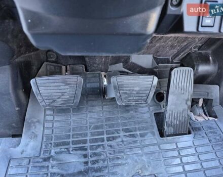 Білий Ніссан ФГ, об'ємом двигуна 2.1 л та пробігом 0 тис. км за 9200 $, фото 3 на Automoto.ua