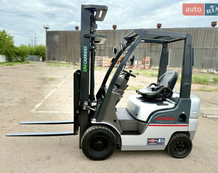 Серый Ниссан ФГ, объемом двигателя 0 л и пробегом 5 тыс. км за 12400 $, фото 3 на Automoto.ua