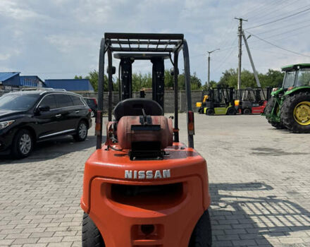 Помаранчевий Ніссан ФГ, об'ємом двигуна 2.5 л та пробігом 0 тис. км за 8200 $, фото 1 на Automoto.ua