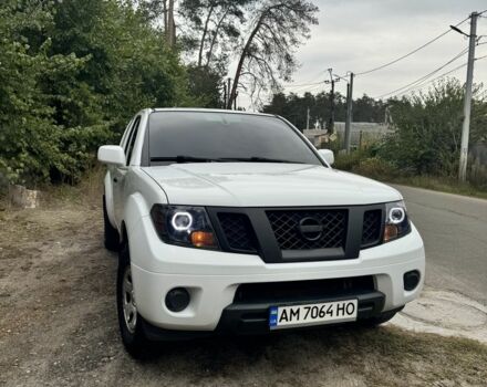 Белый Ниссан Фронтиер, объемом двигателя 2.5 л и пробегом 100 тыс. км за 12750 $, фото 4 на Automoto.ua