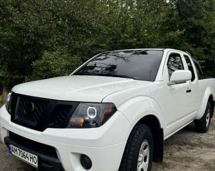 Белый Ниссан Фронтиер, объемом двигателя 2.5 л и пробегом 100 тыс. км за 12750 $, фото 1 на Automoto.ua