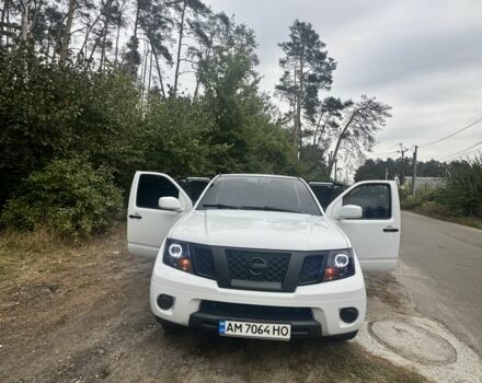 Белый Ниссан Фронтиер, объемом двигателя 2.5 л и пробегом 100 тыс. км за 12750 $, фото 10 на Automoto.ua