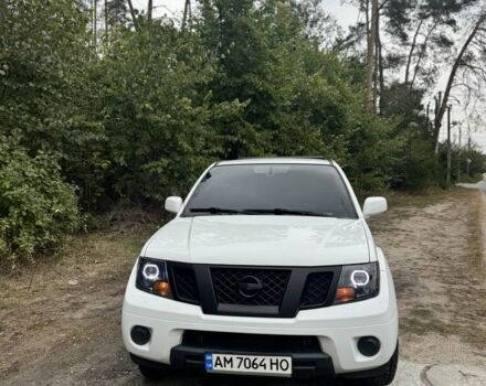 Белый Ниссан Фронтиер, объемом двигателя 2.5 л и пробегом 100 тыс. км за 12750 $, фото 2 на Automoto.ua