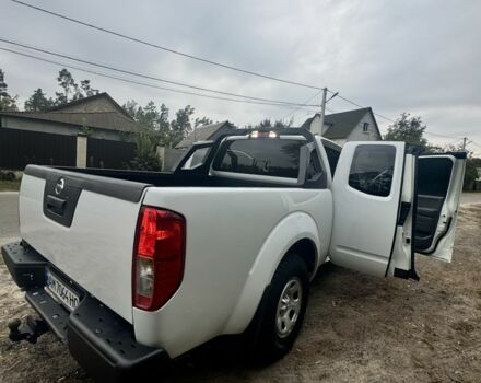 Белый Ниссан Фронтиер, объемом двигателя 2.5 л и пробегом 100 тыс. км за 12750 $, фото 13 на Automoto.ua