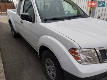 Белый Ниссан Фронтиер, объемом двигателя 2.5 л и пробегом 200 тыс. км за 13200 $, фото 1 на Automoto.ua