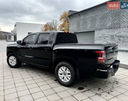 Черный Ниссан Фронтиер, объемом двигателя 3.8 л и пробегом 53 тыс. км за 26000 $, фото 2 на Automoto.ua