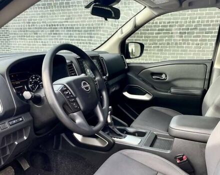 Черный Ниссан Фронтиер, объемом двигателя 3.8 л и пробегом 53 тыс. км за 26000 $, фото 8 на Automoto.ua