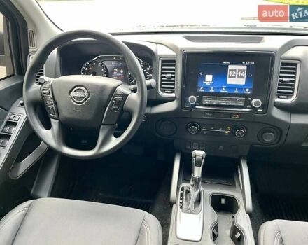 Черный Ниссан Фронтиер, объемом двигателя 3.8 л и пробегом 53 тыс. км за 26000 $, фото 14 на Automoto.ua