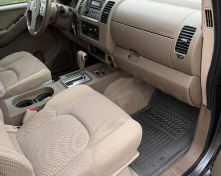 Ниссан Фронтиер 2006 в Житомире на Automoto.ua Серый Ниссан Фронтиер, объемом двигателя 4 л и пробегом 50 тыс. км за 12000 $, фото 40 на Automoto.ua