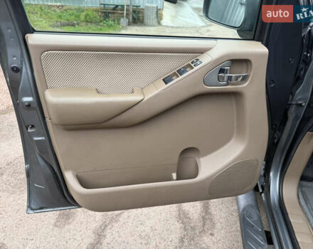 Ниссан Фронтиер 2006 в Житомире на Automoto.ua Серый Ниссан Фронтиер, объемом двигателя 4 л и пробегом 50 тыс. км за 12000 $, фото 31 на Automoto.ua