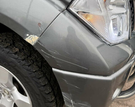 Ниссан Фронтиер 2006 в Житомире на Automoto.ua Серый Ниссан Фронтиер, объемом двигателя 4 л и пробегом 50 тыс. км за 12000 $, фото 13 на Automoto.ua