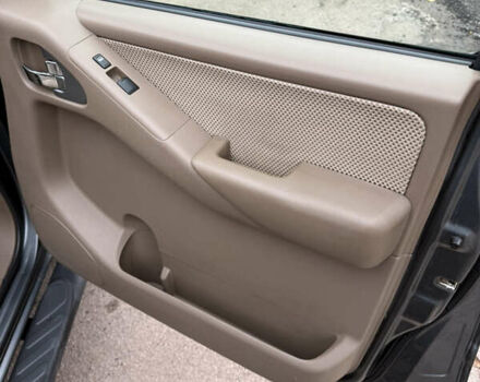 Ниссан Фронтиер 2006 в Житомире на Automoto.ua Серый Ниссан Фронтиер, объемом двигателя 4 л и пробегом 50 тыс. км за 12000 $, фото 41 на Automoto.ua