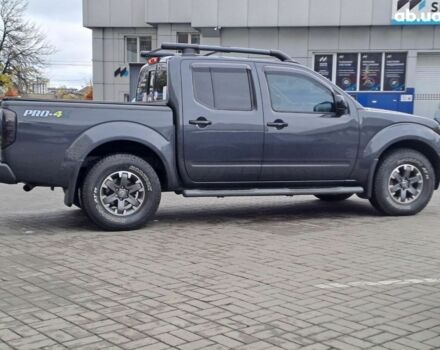 Серый Ниссан Фронтиер, объемом двигателя 4 л и пробегом 200 тыс. км за 15690 $, фото 15 на Automoto.ua