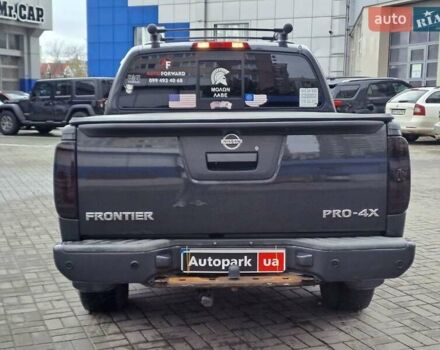 Серый Ниссан Фронтиер, объемом двигателя 4 л и пробегом 200 тыс. км за 15690 $, фото 16 на Automoto.ua