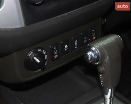 Серый Ниссан Фронтиер, объемом двигателя 4 л и пробегом 122 тыс. км за 17999 $, фото 13 на Automoto.ua