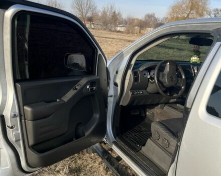 Серый Ниссан Фронтиер, объемом двигателя 4 л и пробегом 117 тыс. км за 19000 $, фото 7 на Automoto.ua