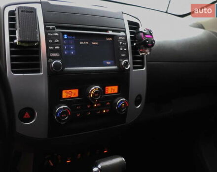 Серый Ниссан Фронтиер, объемом двигателя 4 л и пробегом 122 тыс. км за 17999 $, фото 14 на Automoto.ua