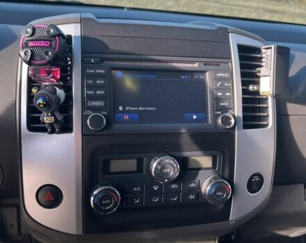 Серый Ниссан Фронтиер, объемом двигателя 4 л и пробегом 117 тыс. км за 19000 $, фото 9 на Automoto.ua