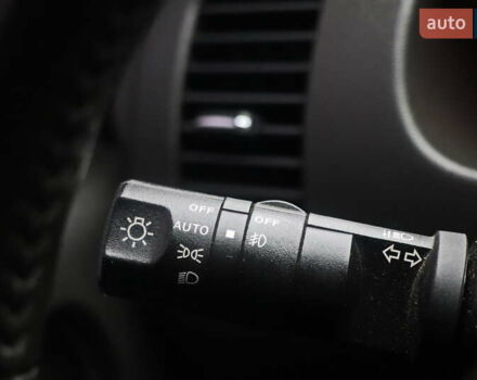 Серый Ниссан Фронтиер, объемом двигателя 4 л и пробегом 122 тыс. км за 17999 $, фото 32 на Automoto.ua