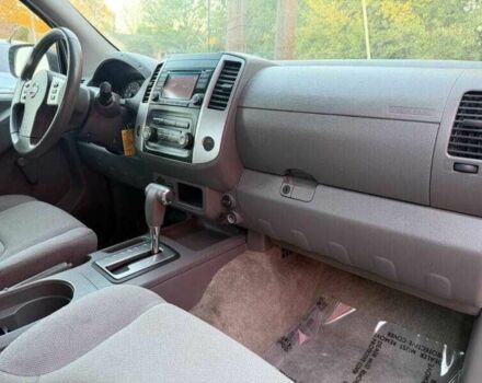 Серый Ниссан Фронтиер, объемом двигателя 2.5 л и пробегом 58 тыс. км за 4200 $, фото 6 на Automoto.ua