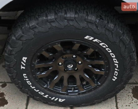 Серый Ниссан Фронтиер, объемом двигателя 4 л и пробегом 122 тыс. км за 17999 $, фото 34 на Automoto.ua