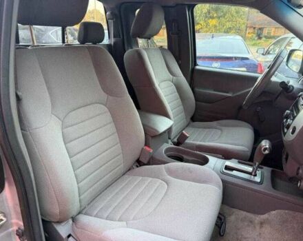 Серый Ниссан Фронтиер, объемом двигателя 2.5 л и пробегом 58 тыс. км за 4200 $, фото 7 на Automoto.ua