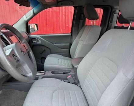 Серый Ниссан Фронтиер, объемом двигателя 2.5 л и пробегом 58 тыс. км за 4200 $, фото 4 на Automoto.ua