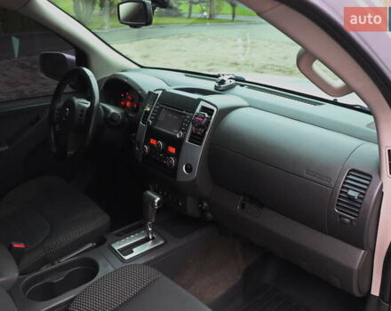 Серый Ниссан Фронтиер, объемом двигателя 4 л и пробегом 122 тыс. км за 17999 $, фото 22 на Automoto.ua