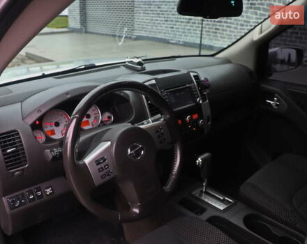 Серый Ниссан Фронтиер, объемом двигателя 4 л и пробегом 122 тыс. км за 17999 $, фото 10 на Automoto.ua