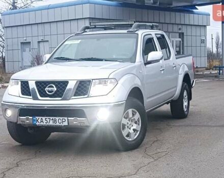 Серый Ниссан Фронтиер, объемом двигателя 4 л и пробегом 215 тыс. км за 9200 $, фото 1 на Automoto.ua