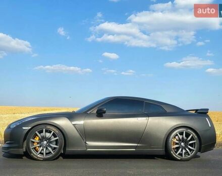 Черный Ниссан ГТ-Р, объемом двигателя 3.8 л и пробегом 53 тыс. км за 59000 $, фото 5 на Automoto.ua