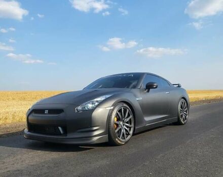 Черный Ниссан ГТ-Р, объемом двигателя 3.8 л и пробегом 53 тыс. км за 59000 $, фото 6 на Automoto.ua