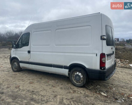 Білий Ніссан Інтерстар, об'ємом двигуна 2.5 л та пробігом 391 тис. км за 6000 $, фото 2 на Automoto.ua