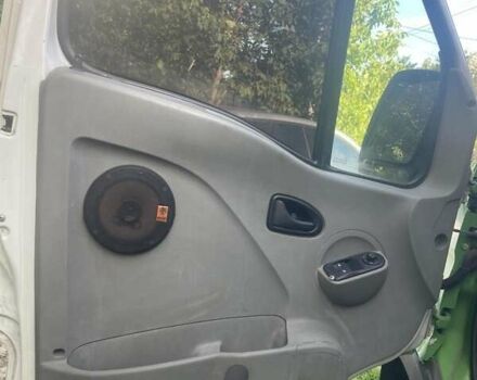 Зелений Ніссан Інтерстар, об'ємом двигуна 2.46 л та пробігом 417 тис. км за 4300 $, фото 5 на Automoto.ua