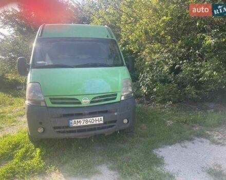 Зелений Ніссан Інтерстар, об'ємом двигуна 2.46 л та пробігом 417 тис. км за 5000 $, фото 1 на Automoto.ua