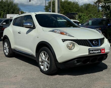 Белый Ниссан Жук, объемом двигателя 1.6 л и пробегом 257 тыс. км за 10590 $, фото 2 на Automoto.ua