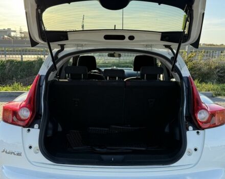 Белый Ниссан Жук, объемом двигателя 1.6 л и пробегом 131 тыс. км за 9500 $, фото 7 на Automoto.ua