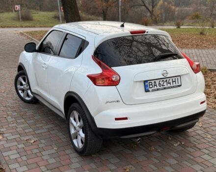 Белый Ниссан Жук, объемом двигателя 1.6 л и пробегом 95 тыс. км за 259 $, фото 2 на Automoto.ua