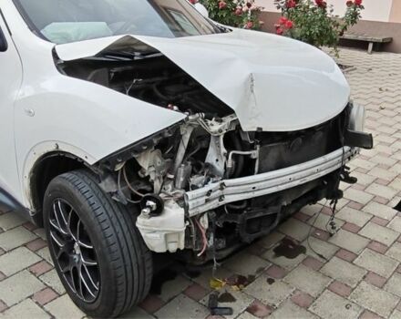 Белый Ниссан Жук, объемом двигателя 1.6 л и пробегом 90 тыс. км за 6500 $, фото 2 на Automoto.ua