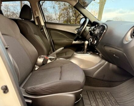 Белый Ниссан Жук, объемом двигателя 1.6 л и пробегом 95 тыс. км за 259 $, фото 3 на Automoto.ua