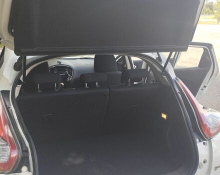 Белый Ниссан Жук, объемом двигателя 1.6 л и пробегом 40 тыс. км за 11500 $, фото 3 на Automoto.ua