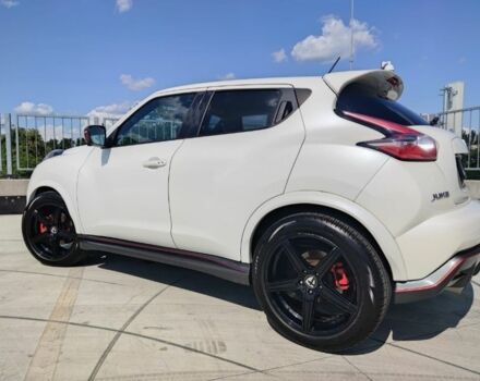 Белый Ниссан Жук, объемом двигателя 1.6 л и пробегом 120 тыс. км за 15500 $, фото 4 на Automoto.ua