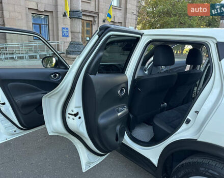 Белый Ниссан Жук, объемом двигателя 1.62 л и пробегом 117 тыс. км за 10800 $, фото 55 на Automoto.ua