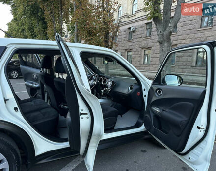 Белый Ниссан Жук, объемом двигателя 1.62 л и пробегом 117 тыс. км за 10800 $, фото 35 на Automoto.ua