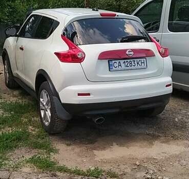 Белый Ниссан Жук, объемом двигателя 1.6 л и пробегом 299 тыс. км за 8700 $, фото 5 на Automoto.ua