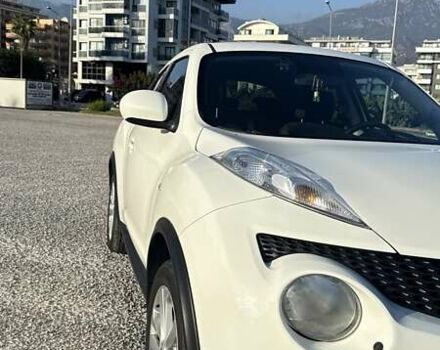 Белый Ниссан Жук, объемом двигателя 1.6 л и пробегом 135 тыс. км за 10499 $, фото 3 на Automoto.ua